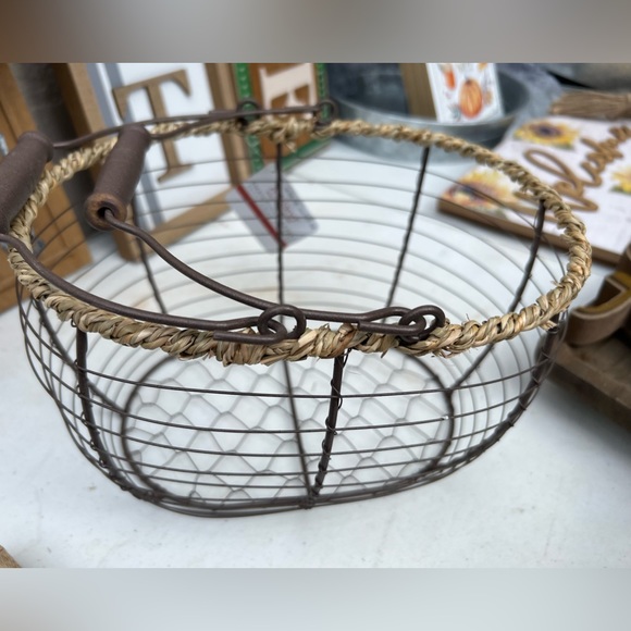 Michaels Other - Wire basket